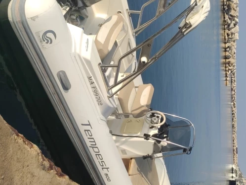 Noleggiare una Capelli Tempest 600 a Marsiglia
