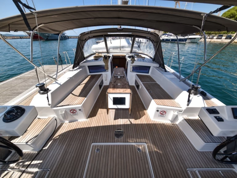 Noleggio Barca a vela Dufour con patente nautica