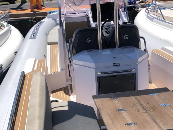 Noleggio Gommone Capelli con patente nautica