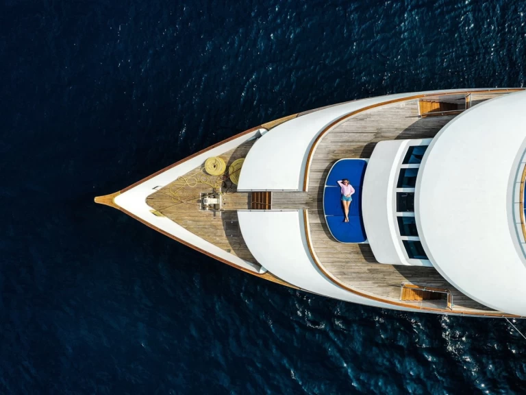 Custom Made MY Honors Legacy da affittare a  Malé