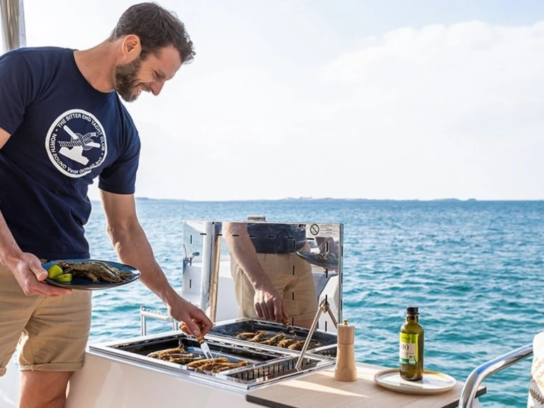 Noleggio Catamarano Fountaine Pajot con patente nautica