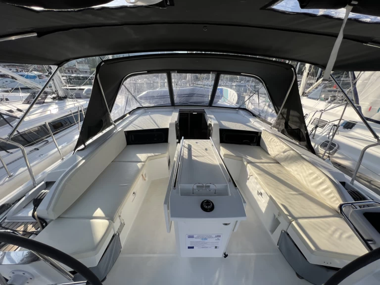 Noleggio Barca a vela Bénéteau con patente nautica