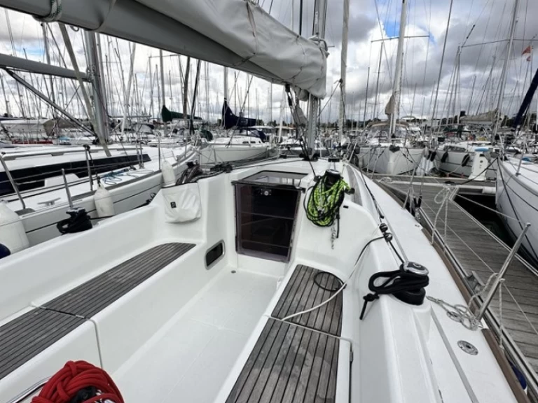 Noleggio Barca a vela Bénéteau con patente nautica