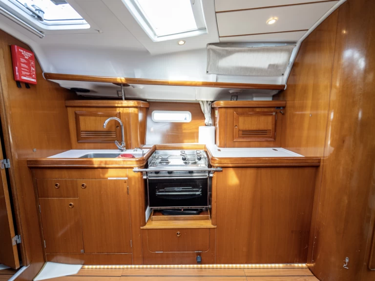 Noleggio Barca a vela a Kavála – Bénéteau Oceanis 393 Clipper