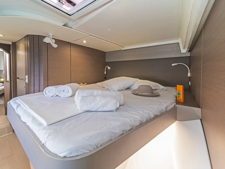 Noleggio Catamarano Bali con patente nautica