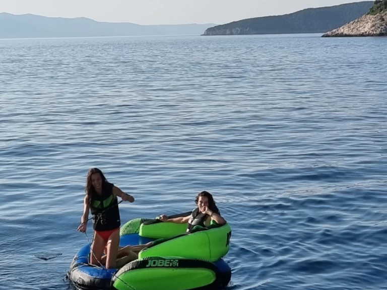 Noleggio a Pola – Jeanneau Jeanneau 64 su SamBoat