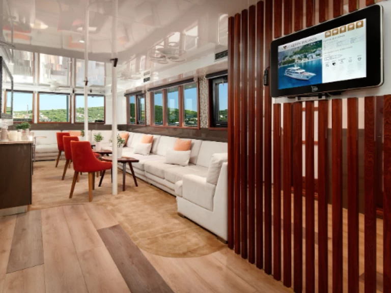 Noleggiare una  Motoryacht Queen Eleganza a Spalato