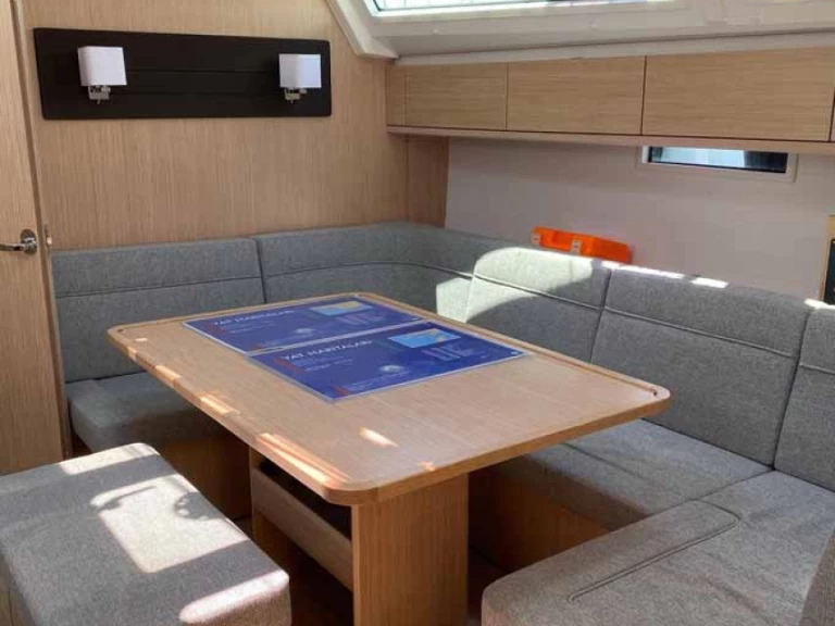 Noleggio Barca a vela Bavaria con patente nautica
