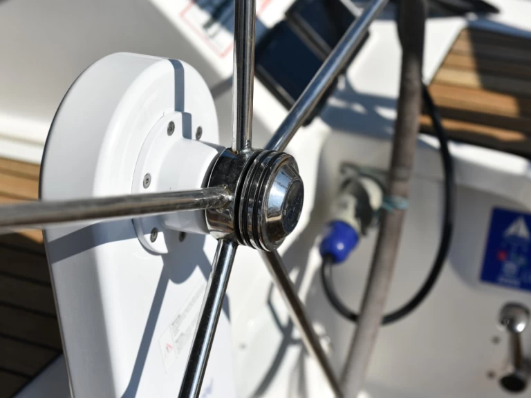 Barca a vela a noleggio a Zara al miglior prezzo