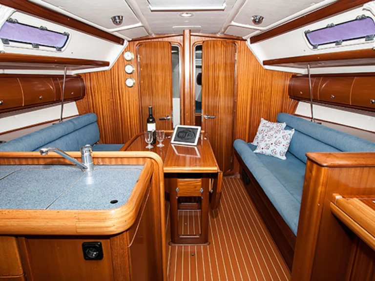 Noleggio Barca a vela Bavaria con patente nautica