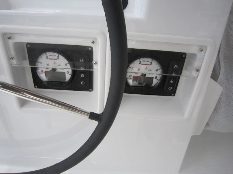 Noleggiare una Lagoon Lagoon 400 S2 a Álimos