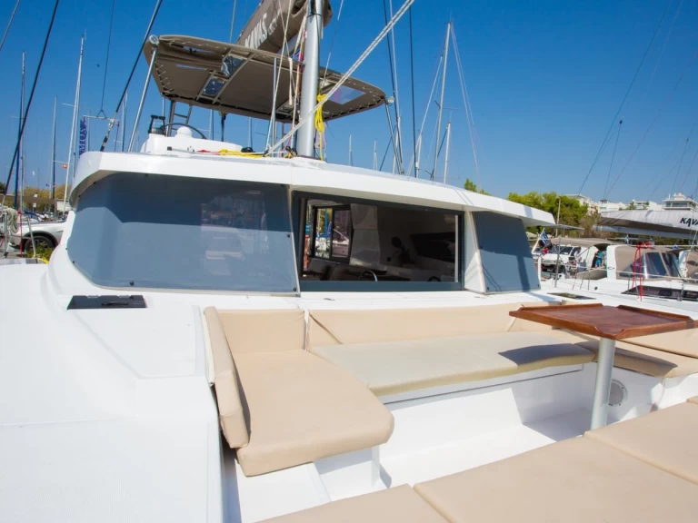 Noleggiare una Bali Catamarans Bali 4.0 a Órmos Keramotís