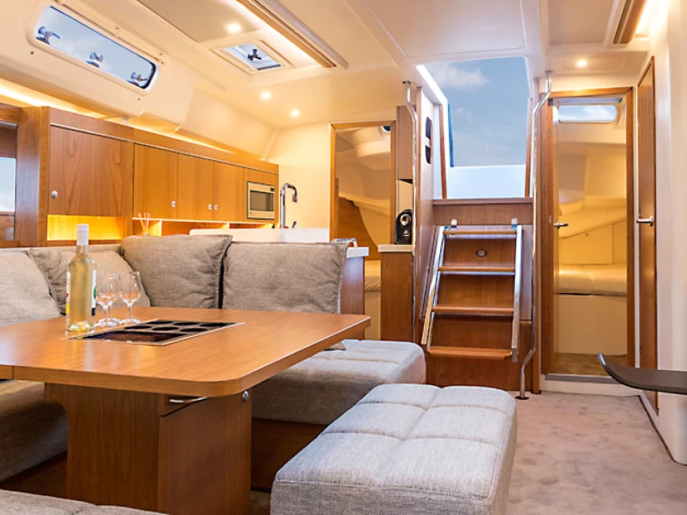 Noleggio barche Hanse Hanse 455 a Komolac su Samboat