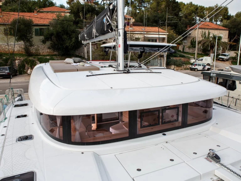 Lagoon Lagoon 42 da affittare a  Rogač