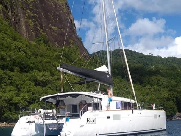 Noleggio barche Lagoon Lagoon 450 a Saint Vincent (Island) su Samboat