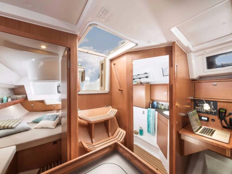 Noleggio Barca a vela Bavaria con patente nautica