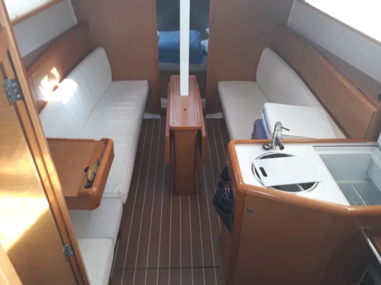 Noleggio a Gouviá – Jeanneau Sun Odyssey 33i su SamBoat