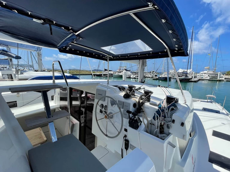 Noleggio barche Fountaine Pajot Lucia 40 a Road Town su Samboat
