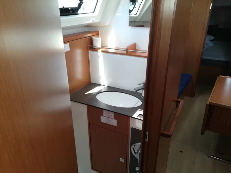 Noleggio Barca a vela Bavaria con patente nautica