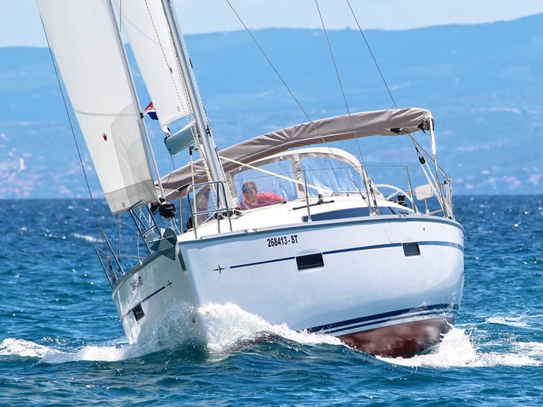 Noleggiare una Bavaria Cruiser 37 a Spalato