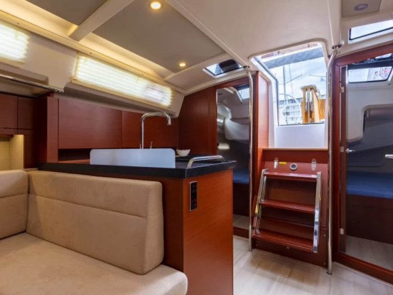 Hanse Hanse 388 da affittare a  Pola