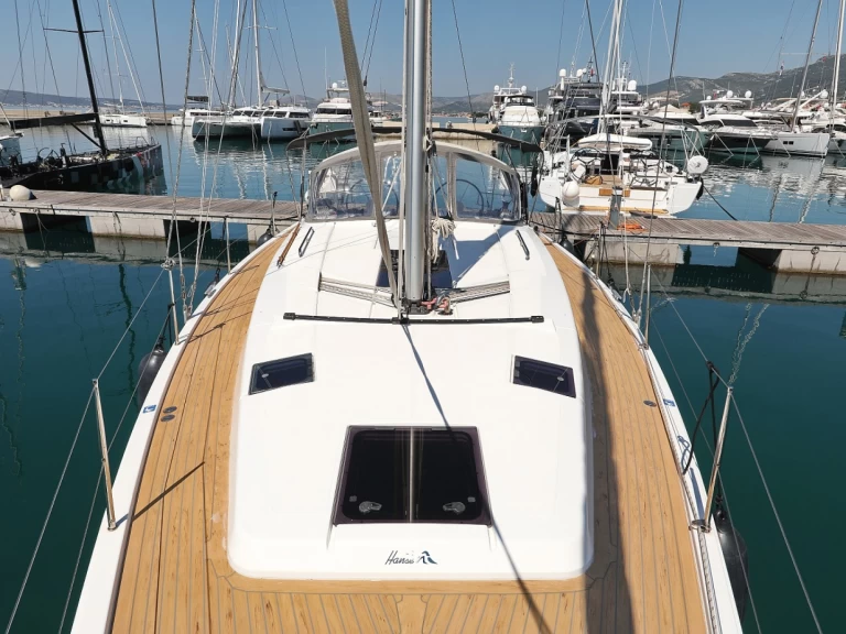 Noleggio barche Hanse Hanse 415 a Sebenico su Samboat