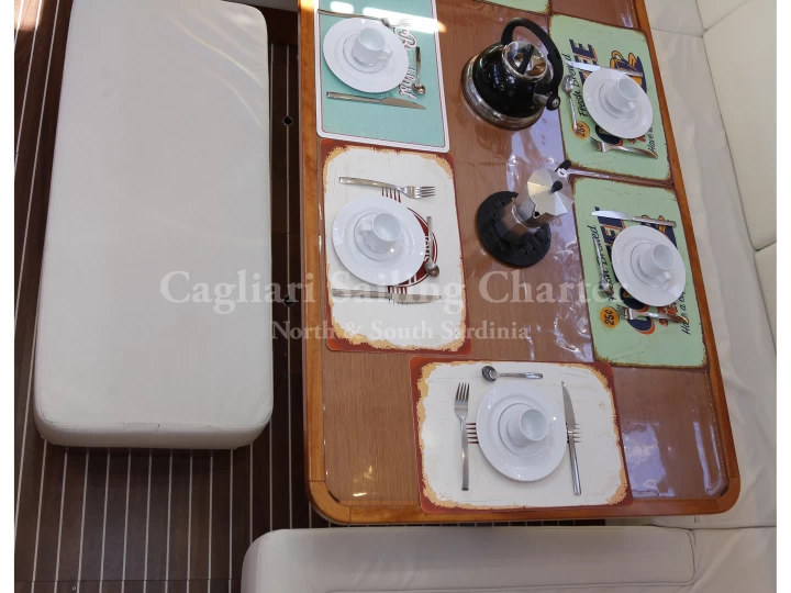 Noleggio barche Cagliari economico Cruiser 51