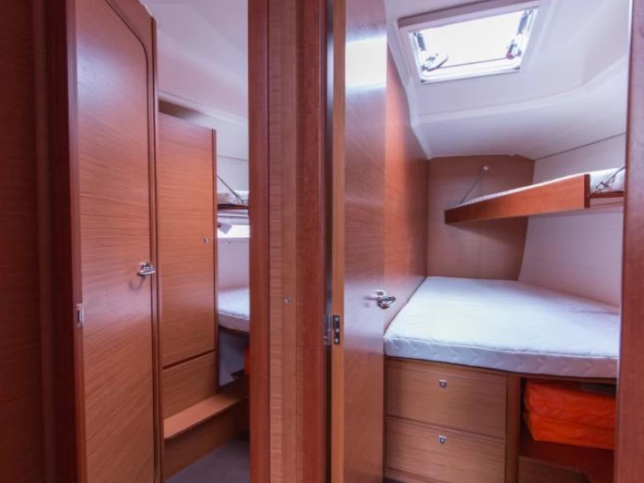 Noleggiare una Dufour Dufour 460 Grand Large a Zaton