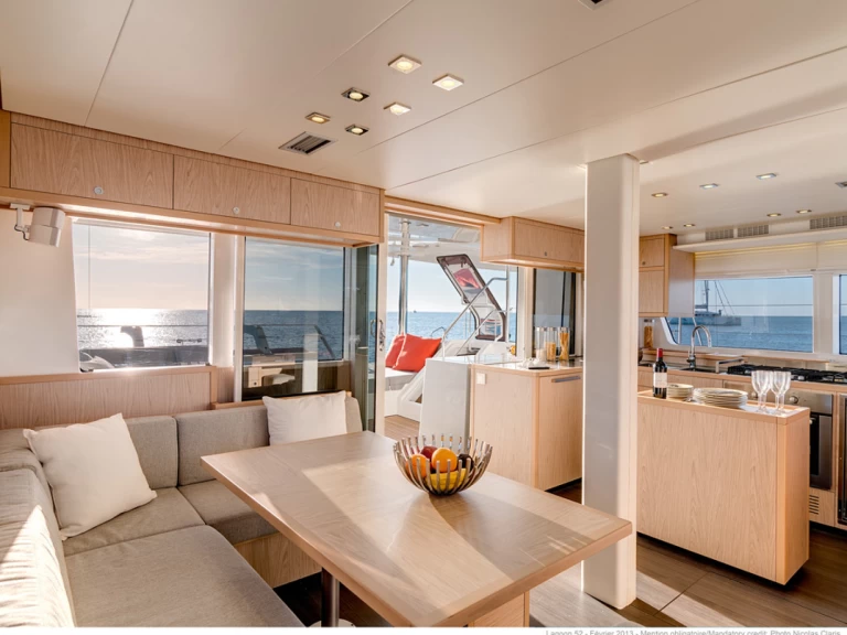 Lagoon Lagoon 52 F da affittare a  Olbia