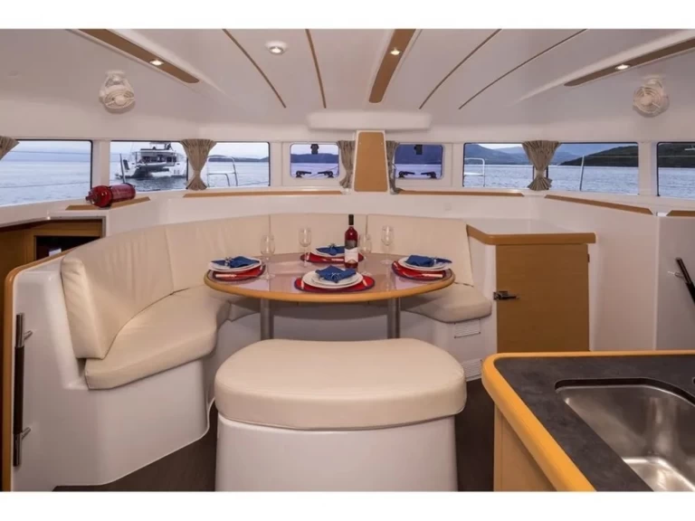 Noleggio Catamarano con o senza skipper Lagoon a Lefkáda