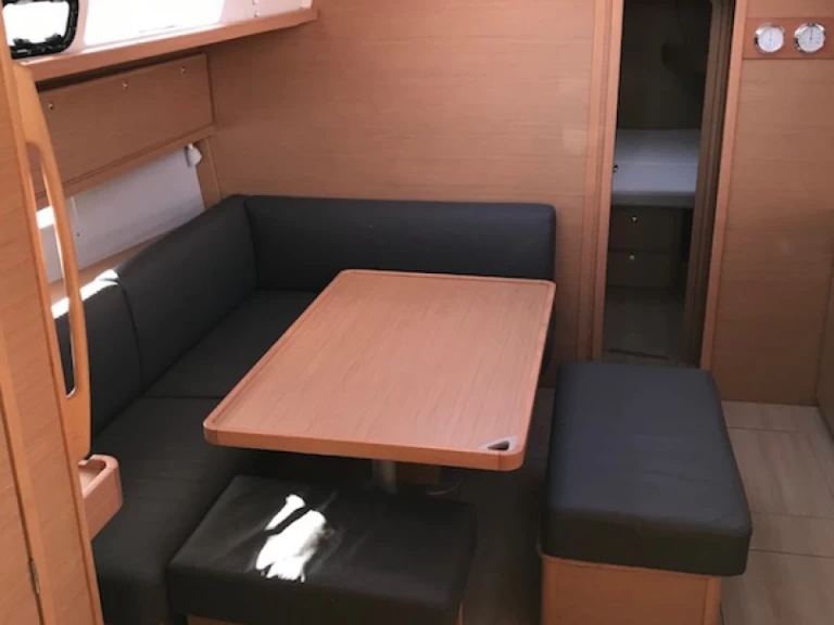 Noleggio Barca a vela Dufour con patente nautica