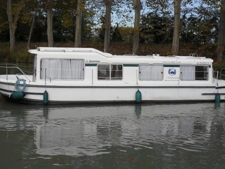 Noleggio Houseboat con o senza skipper Low Cost a Chenillé-Changé
