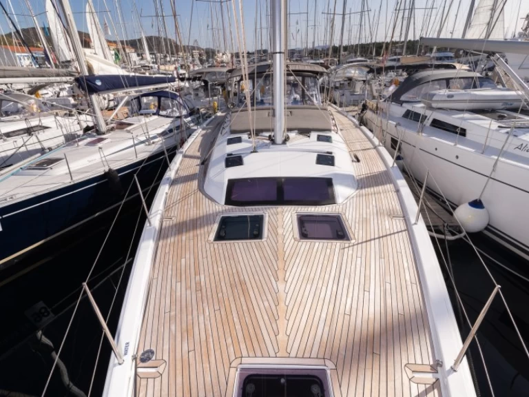 Dufour Dufour 530 da affittare a  Sebenico