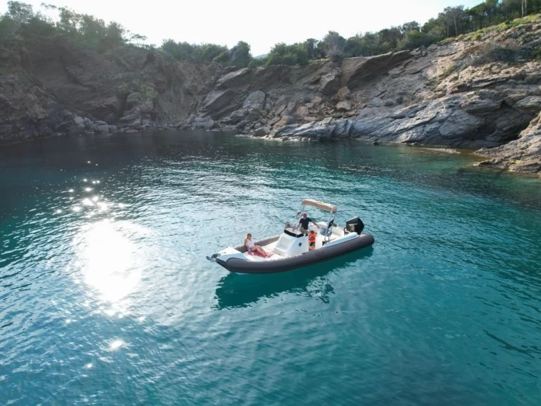 Noleggio barche Saver SAVER 820 a Cavalaire-sur-Mer su Samboat