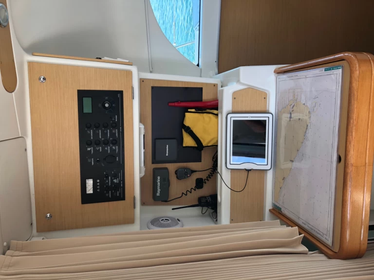 Noleggio a Gouviá – Lagoon Lagoon 380 S2 su SamBoat