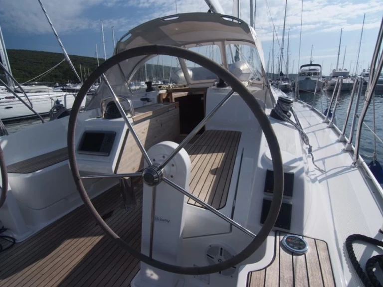 Noleggio barche Punat economico Cruiser 37
