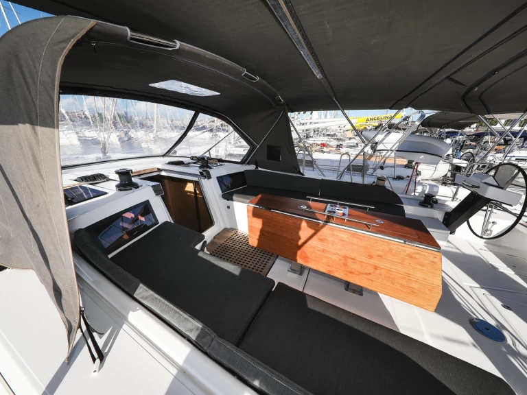 Noleggio a Vodizze – Dufour Dufour 530 su SamBoat