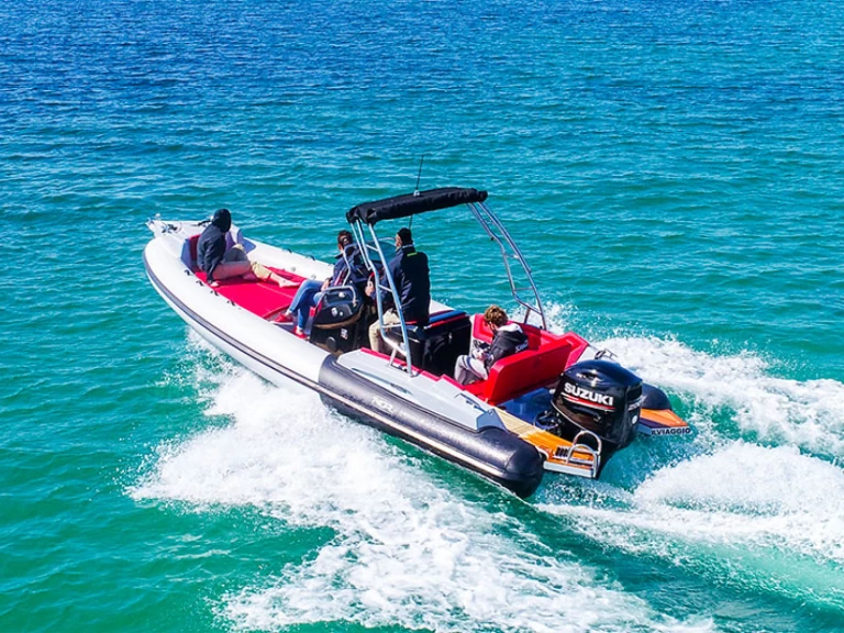 Barca a motore a noleggio a L'Herbaudière al miglior prezzo