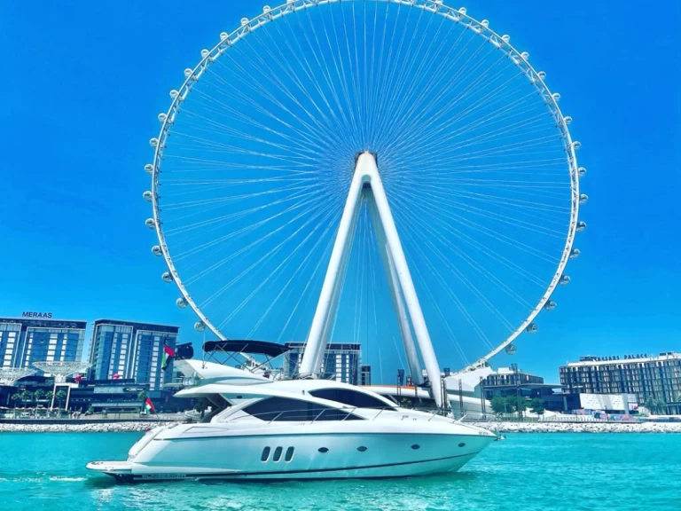 Noleggiare una Sunseeker 70  a Dubai Marina