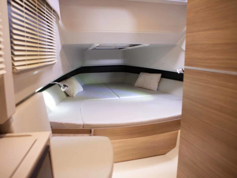 Noleggio barche Saxdor Saxdor 320 GTO a Hydra su Samboat