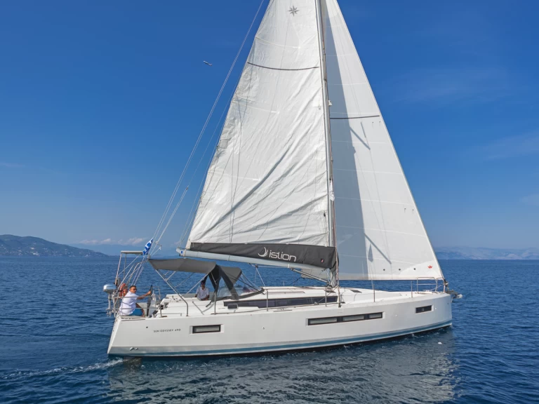 Noleggio barche Jeanneau Sun Odyssey 490 a Gouviá su Samboat