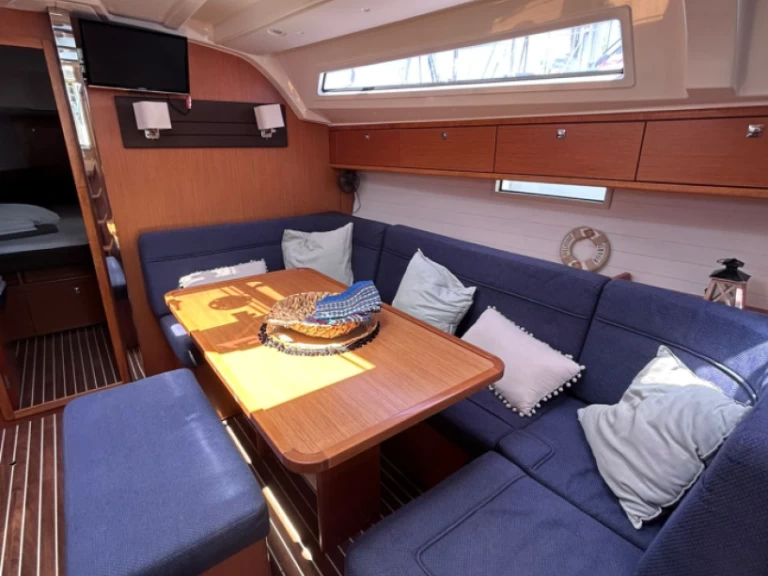 Noleggiare una Bavaria Cruiser 41 a Deme of Volos