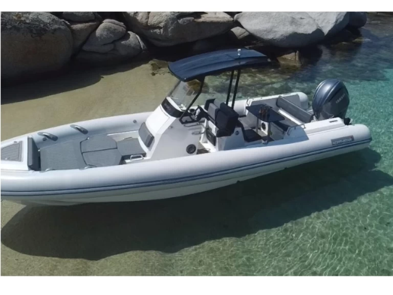 Noleggiare una RIBTECH ORION 8 a Bonifacio