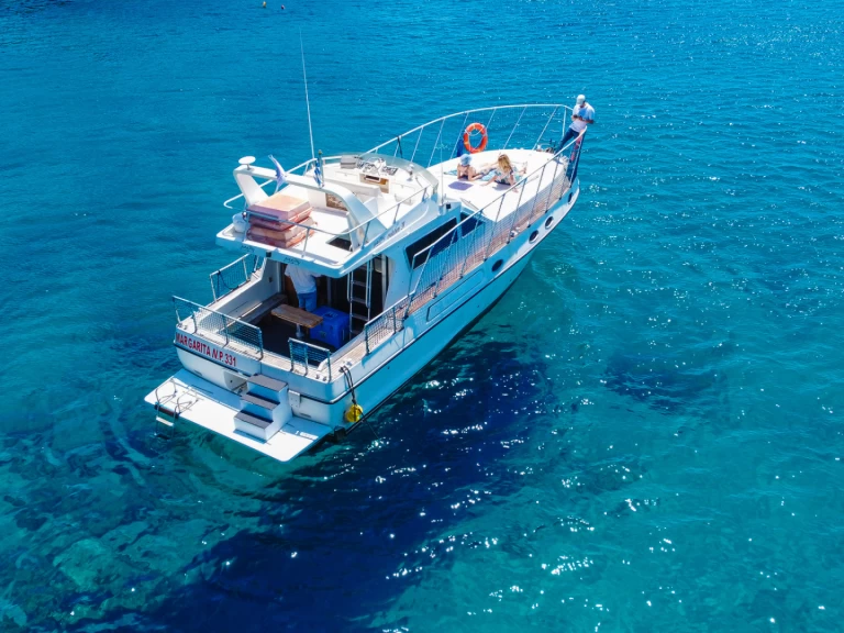 Noleggiare una Piantoni Evolution 39 a Rodi (Citta)