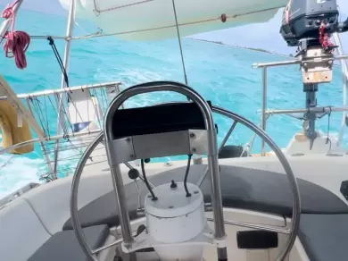 Noleggio Barca a vela a El Porvenir – Jeanneau Sun Fizz