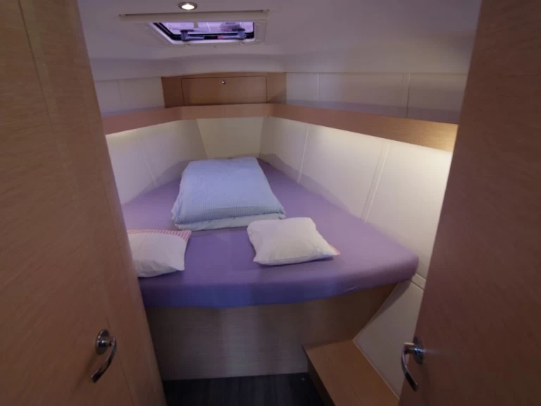 Noleggio Barca a vela con o senza skipper Elan a Punat