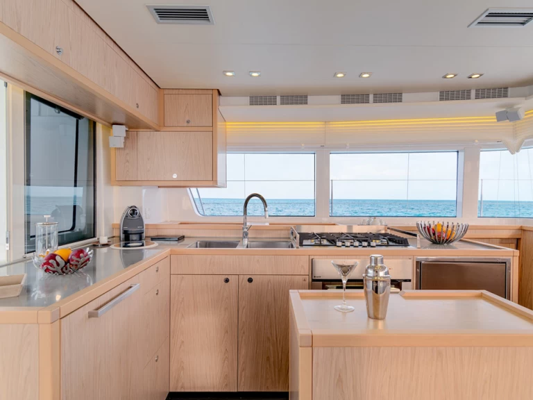 Noleggio barche Mai Khao economico Lagoon 52 F