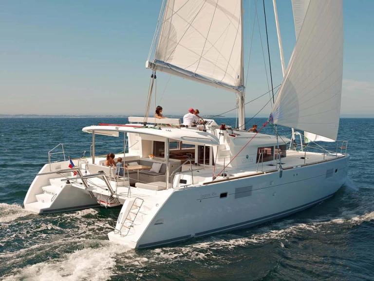 Noleggio Catamarano con o senza skipper Lagoon a Ribishi