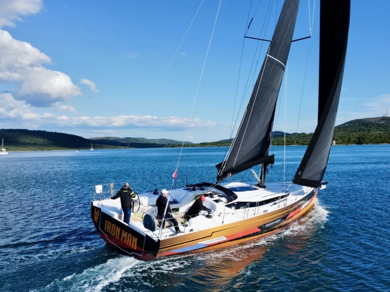 Noleggio barche Elan Elan E6 a Pirovac su Samboat