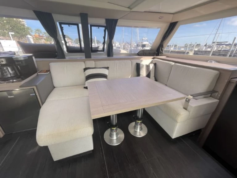 Fountaine Pajot Isla 40 da affittare a  Annapolis